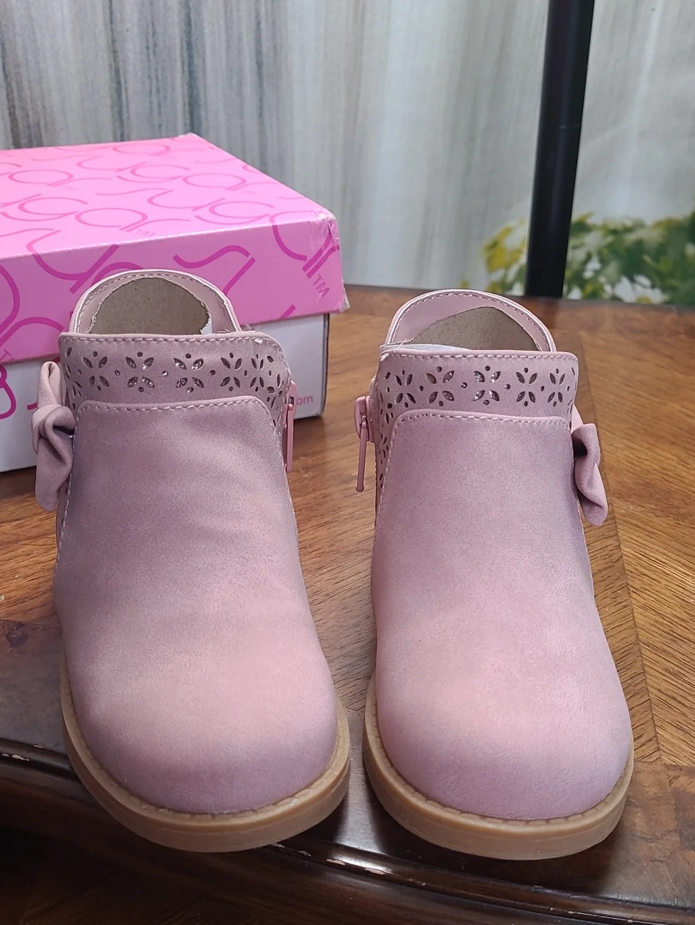 New in Box! Sugar Lil Knish Girls 8 Blush Pink Ankle Boots
